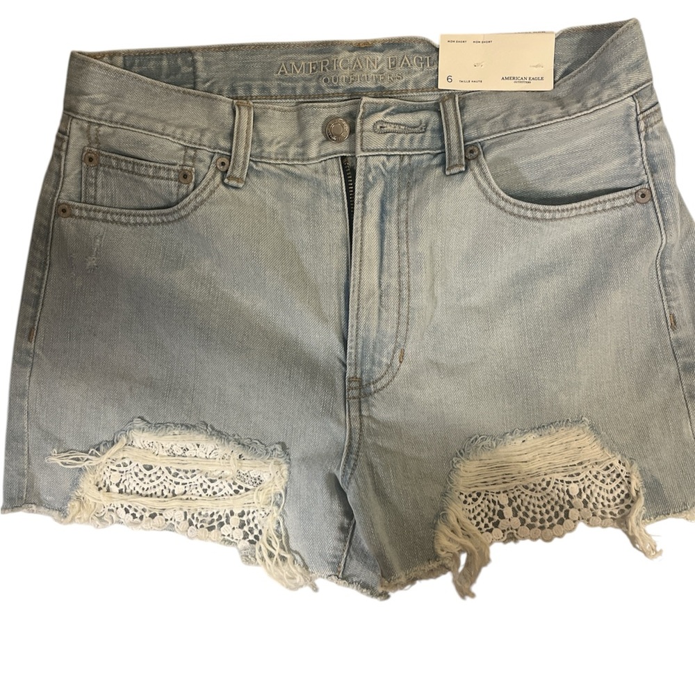NWT American Eagle Outfitters Light Wash Denim Lace-Inset High-Rise Shorts